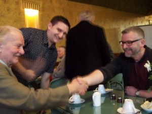 I asked John if I could have a photo taken of me shaking the hand that held Gracie's. During the 'shake' John also pointed out it was also the hand that passed her her teeth ! A privilege none the less.